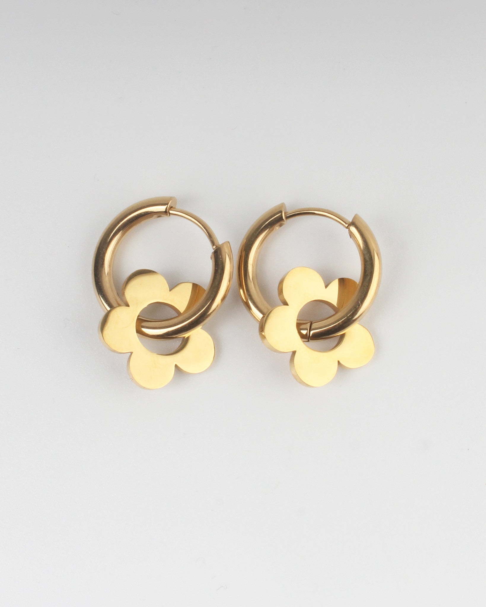 Beautiful Flower - Earrings - Stainless Steel