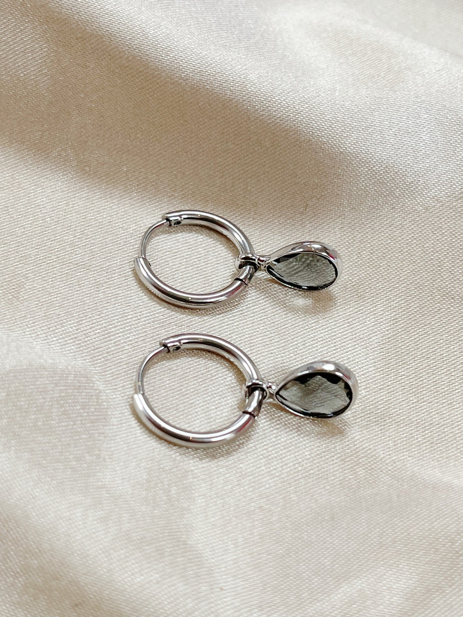 Oval Dana - Earrings - Stainless Steel