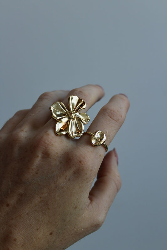 Elegante Blume - Ring - Edelstahl