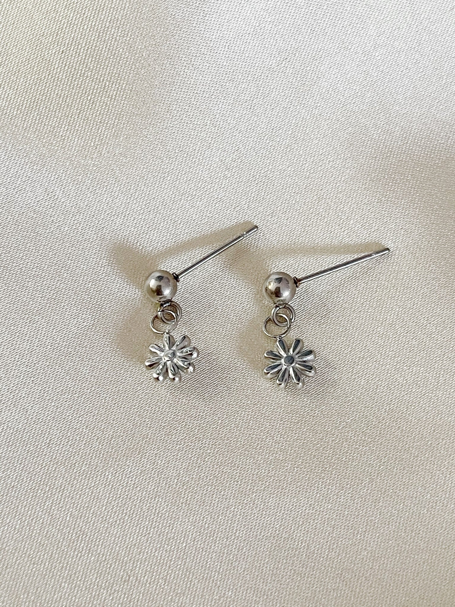 Little Daisy Stud - Pendientes - Acero inoxidable