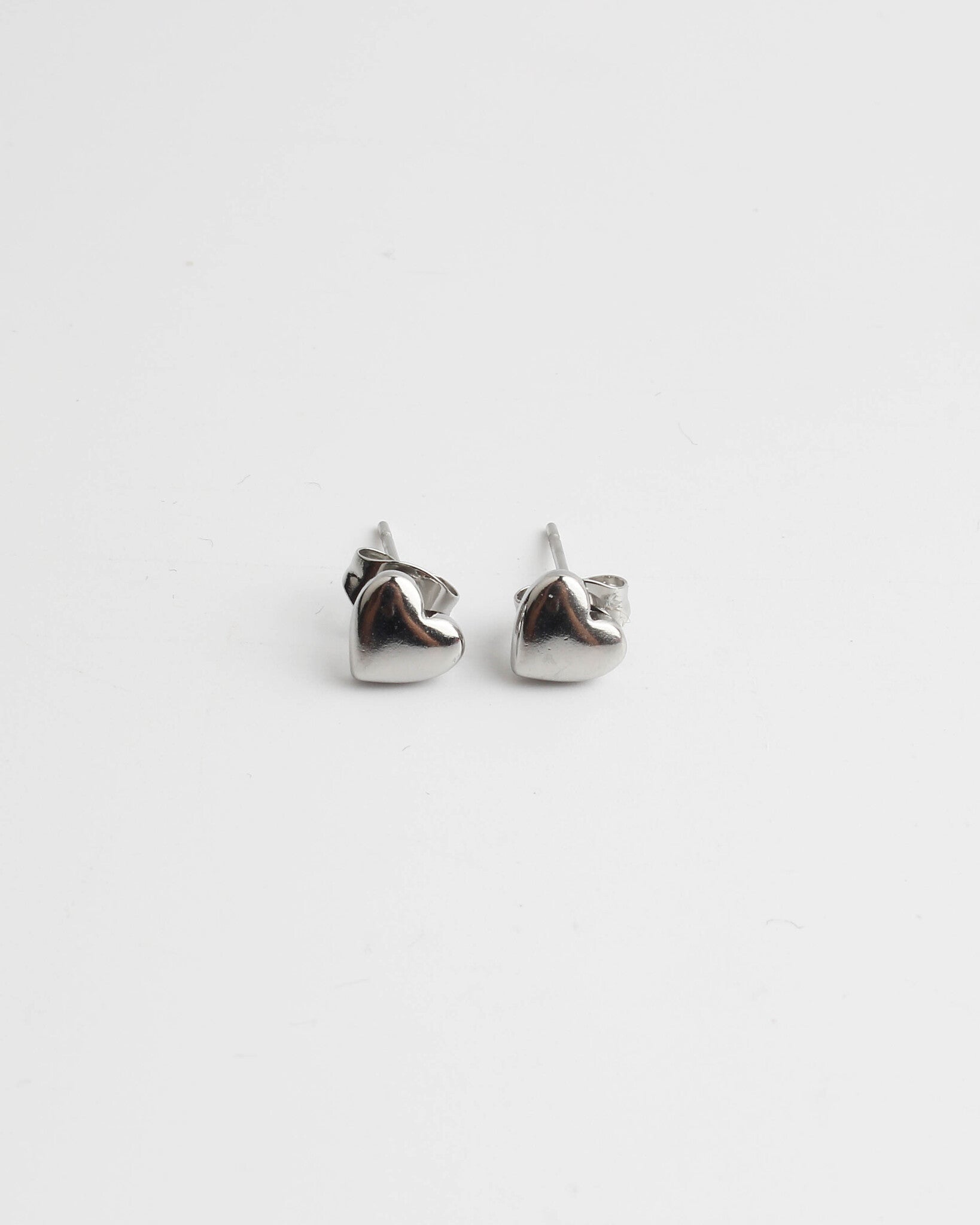 Solid Heart - Stud - Pendientes - Acero inoxidable